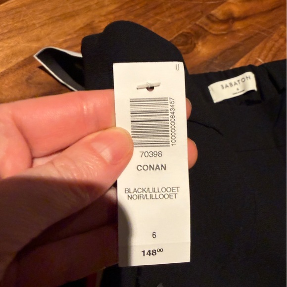 Aritzia Babaton Conan Pant - Black w/ Red & White Trim Details size 6 NWT - Picture 3 of 4